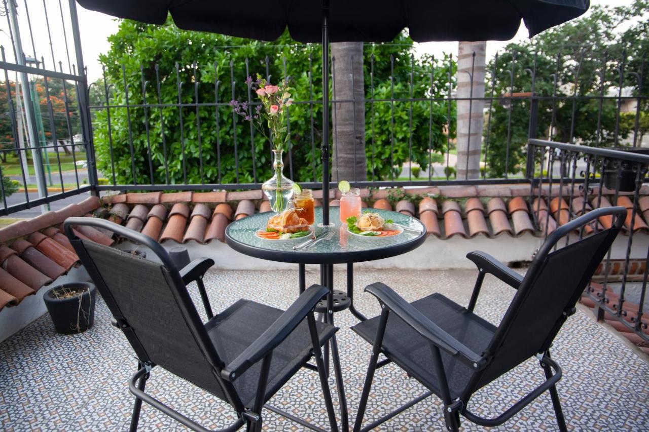 Hotel Boutique La Mansion Гвадалахара Экстерьер фото